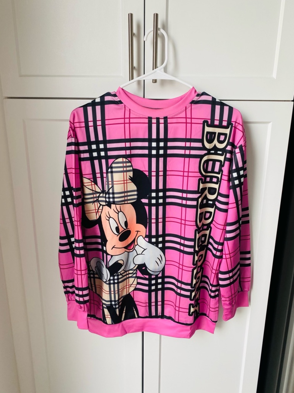 Burberry Minnie Mouse large womens long sleeve pink pullover